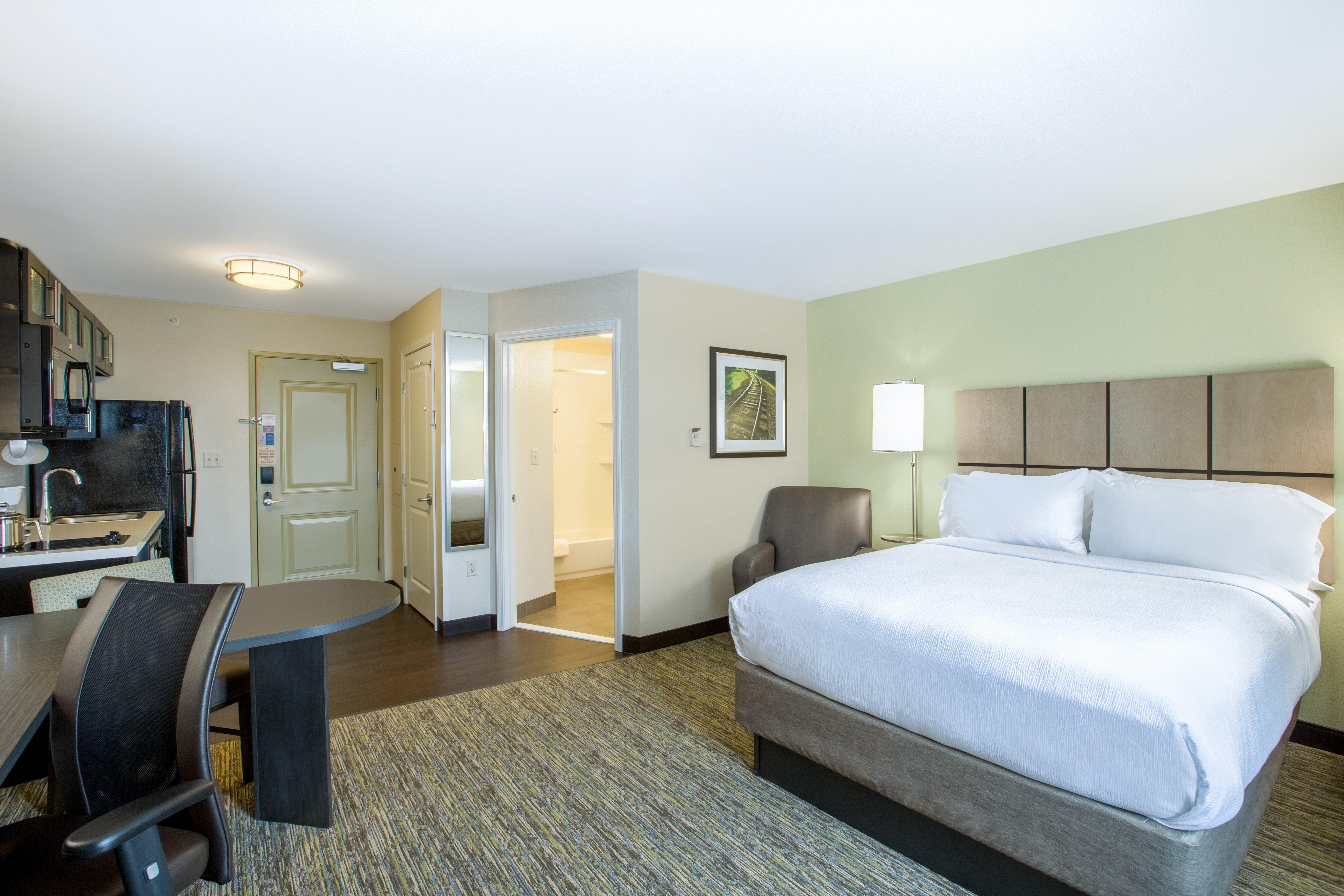 Candlewood - Millard Area By Ihg